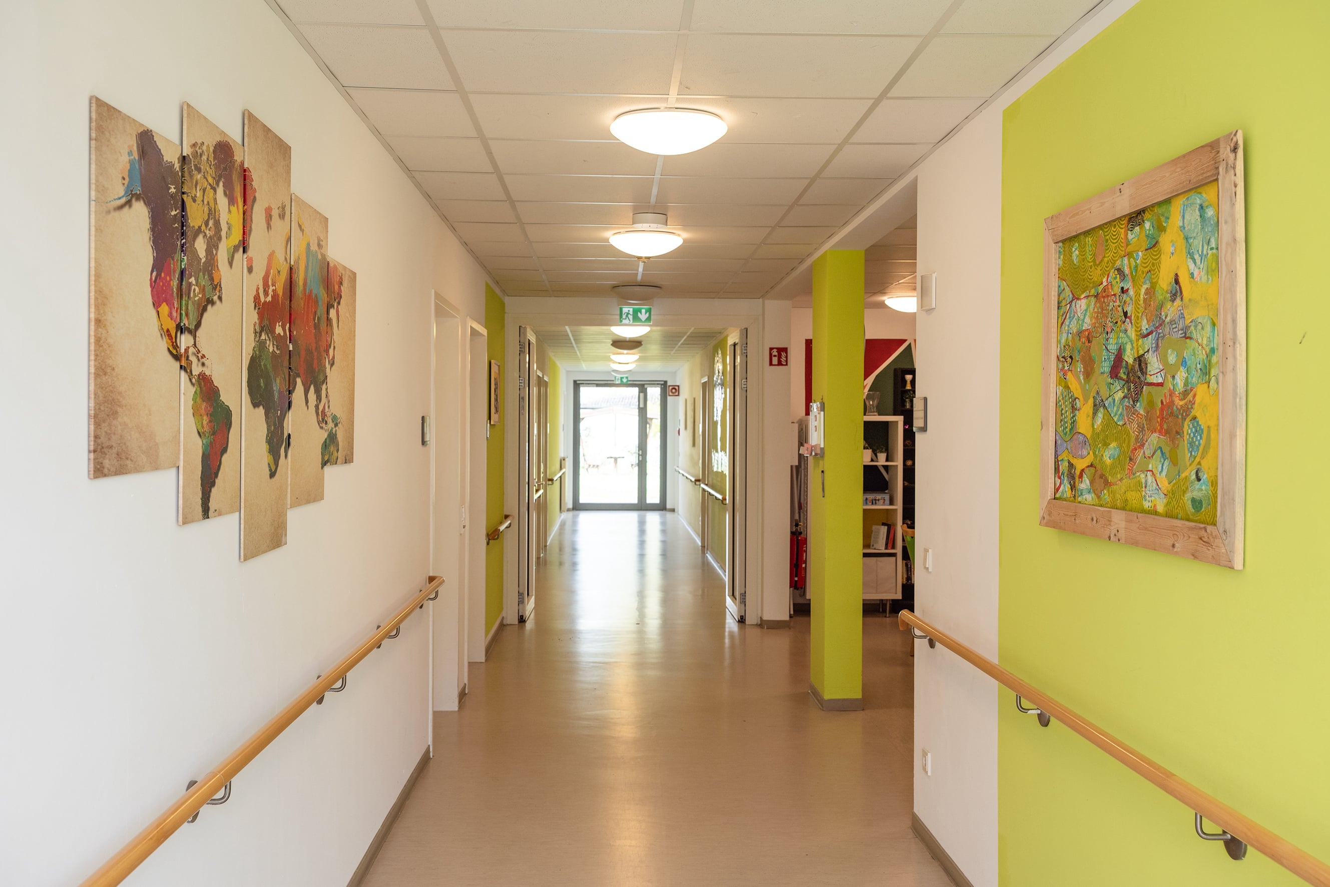 Haus Elvira - Fllurbereich - Wandgestaltung